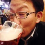 遠視の目の人。