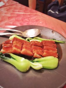 池田市にある飲茶が評判の『シャモニー』さんへ。