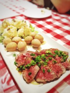 送別会は『池田屋ハナレ』さんへ。