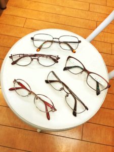 メガネレンズの交換承ります。