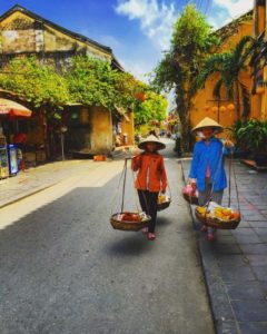 ベトナムの人やインドネシアの人も。