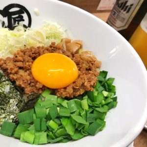 夜10時過ぎに食べる危険度マックスな台湾まぜそば。