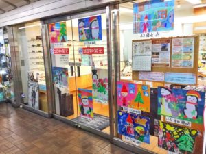 阪急池田駅前ステーションNビルのXmas2018バージョン。